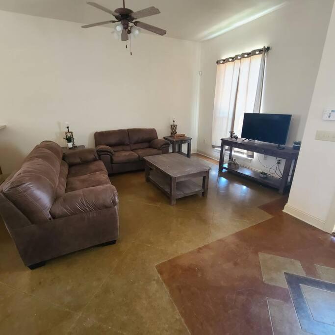 Chateau 6 Hammond Bagian luar foto