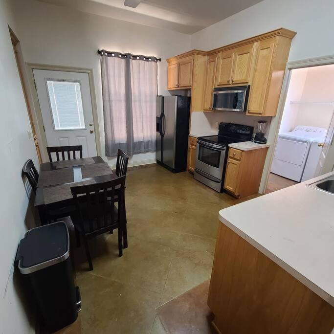 Chateau 6 Hammond Bagian luar foto